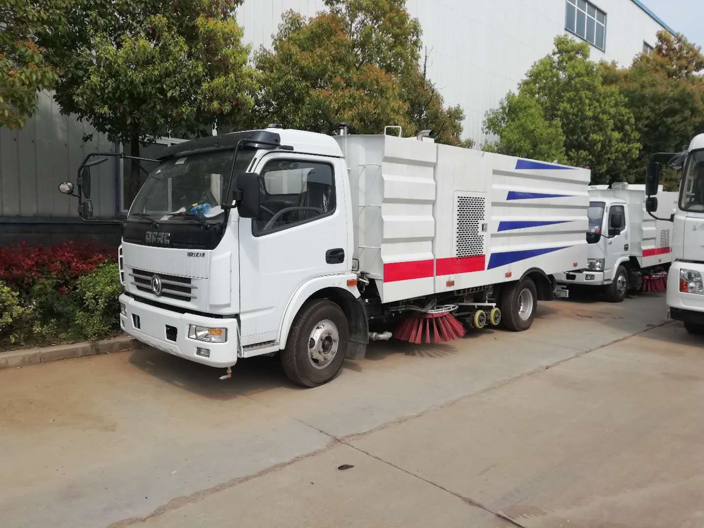 華通牌HCQ5110TXSE5型洗掃車